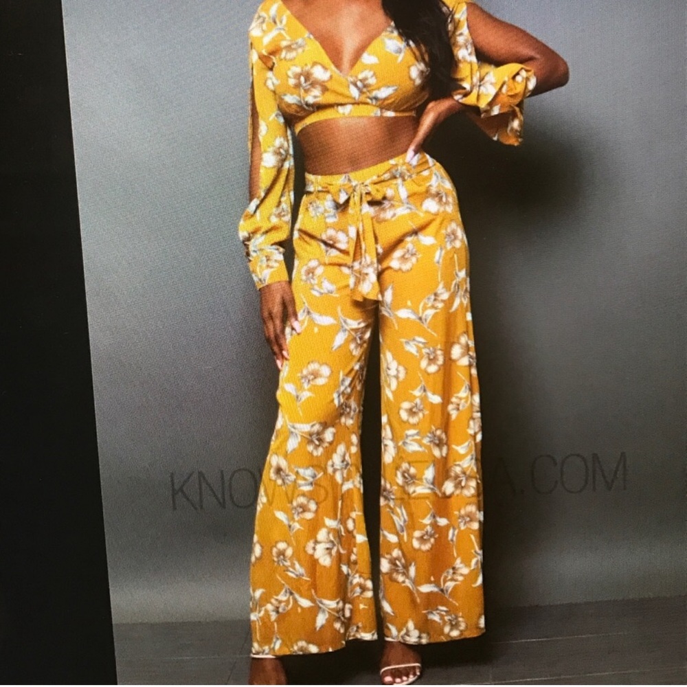 YELLOW FLORAL TWO PIECE SET